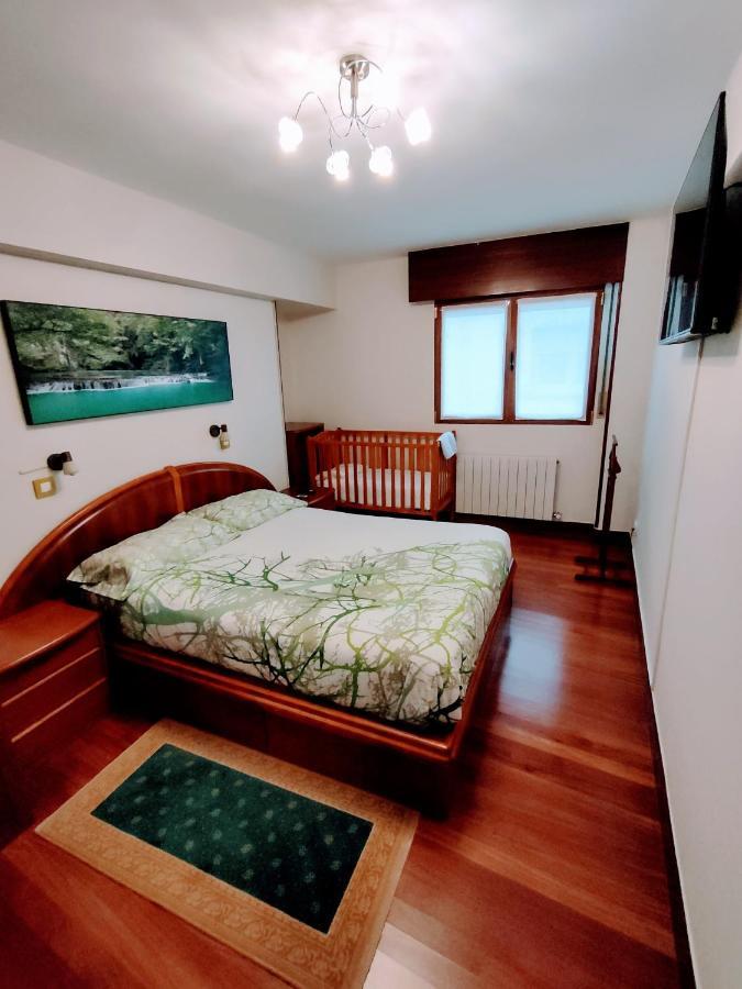 Piso Turistico Mundaka Con Opcion A Garaje Appartement Buitenkant foto