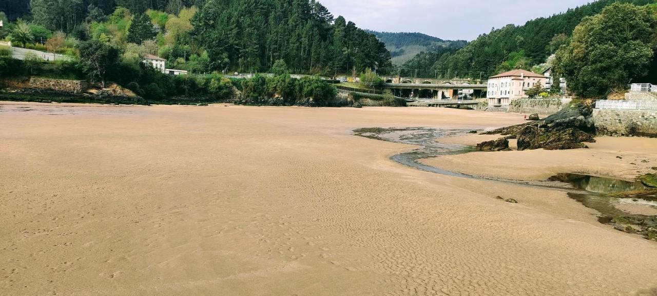 Piso Turistico Mundaka Con Opcion A Garaje Appartement Buitenkant foto