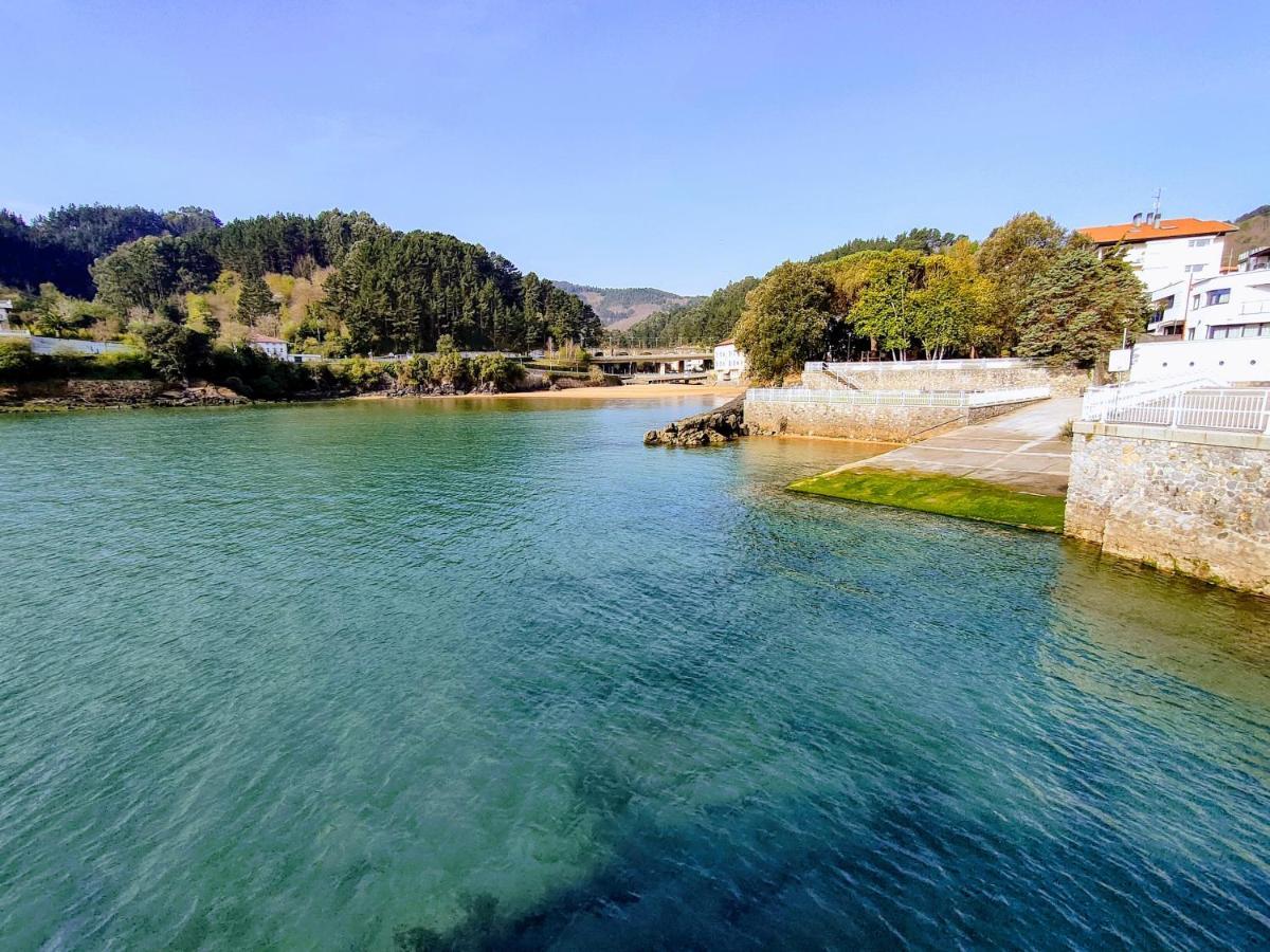 Piso Turistico Mundaka Con Opcion A Garaje Appartement Buitenkant foto